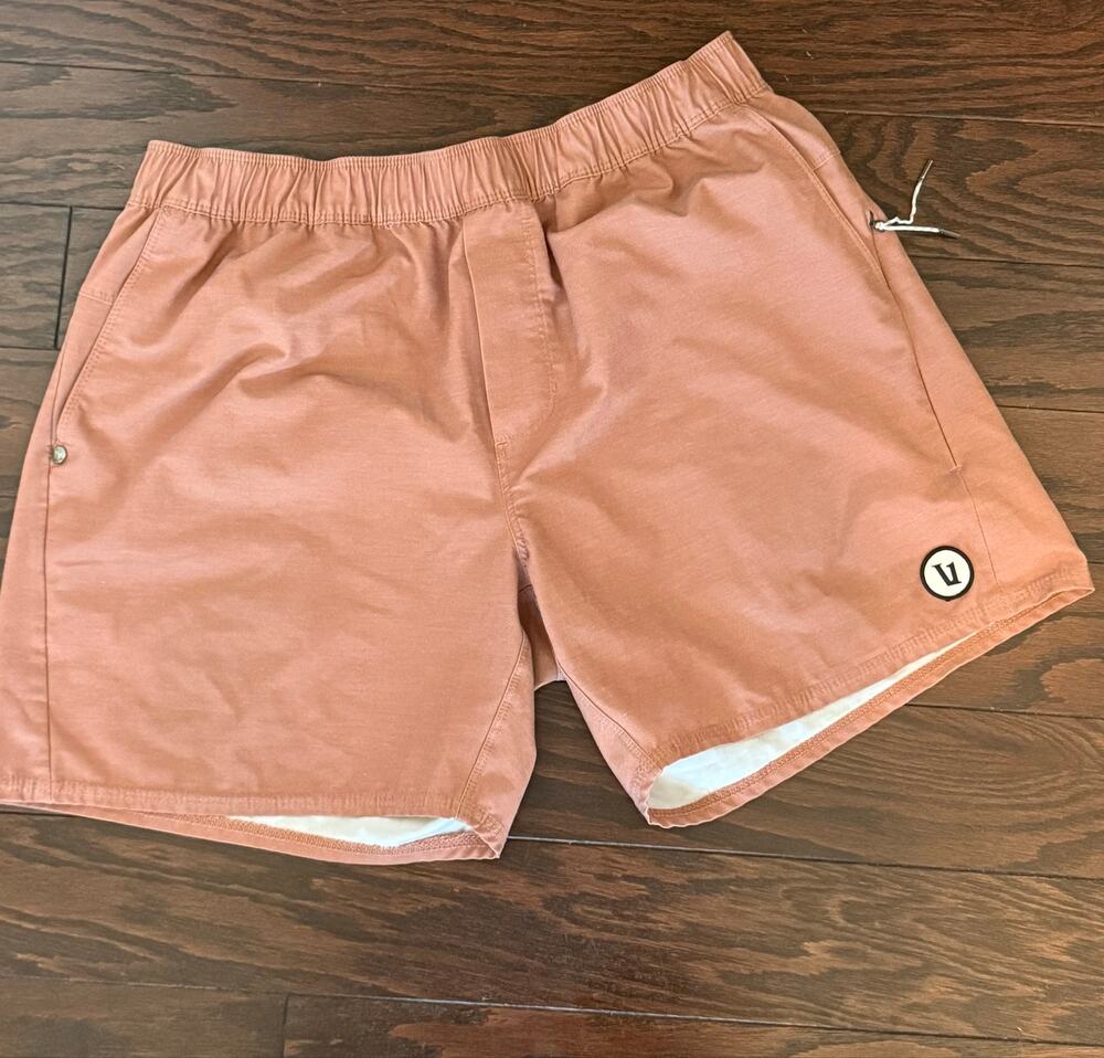 Vuori Kore Shorts Men’s Medium Dusty Rose Unlined Performance Athletic Shorts